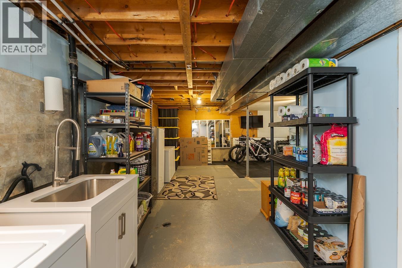 7763 NEWTON CRESCENT - 29