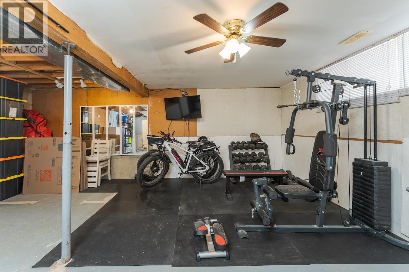 7763 NEWTON CRESCENT - 31