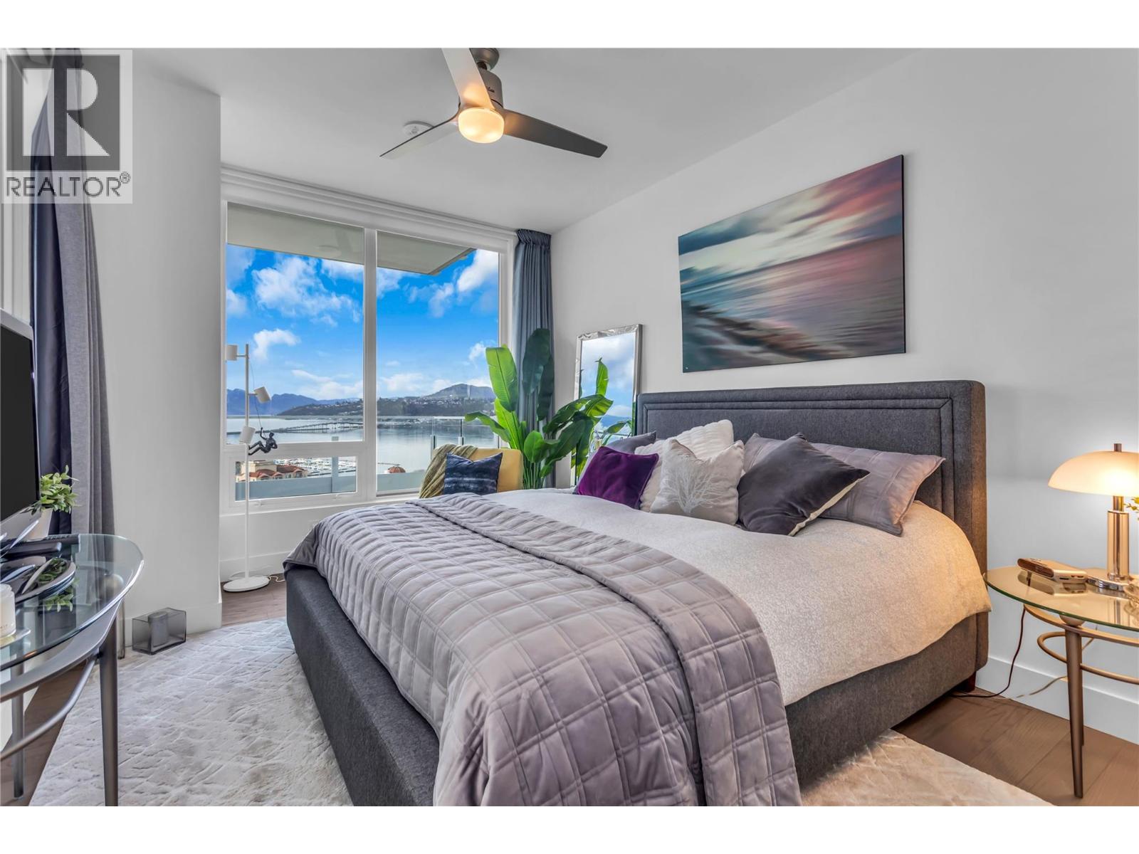 1181 Sunset Drive Unit# 2004, Kelowna