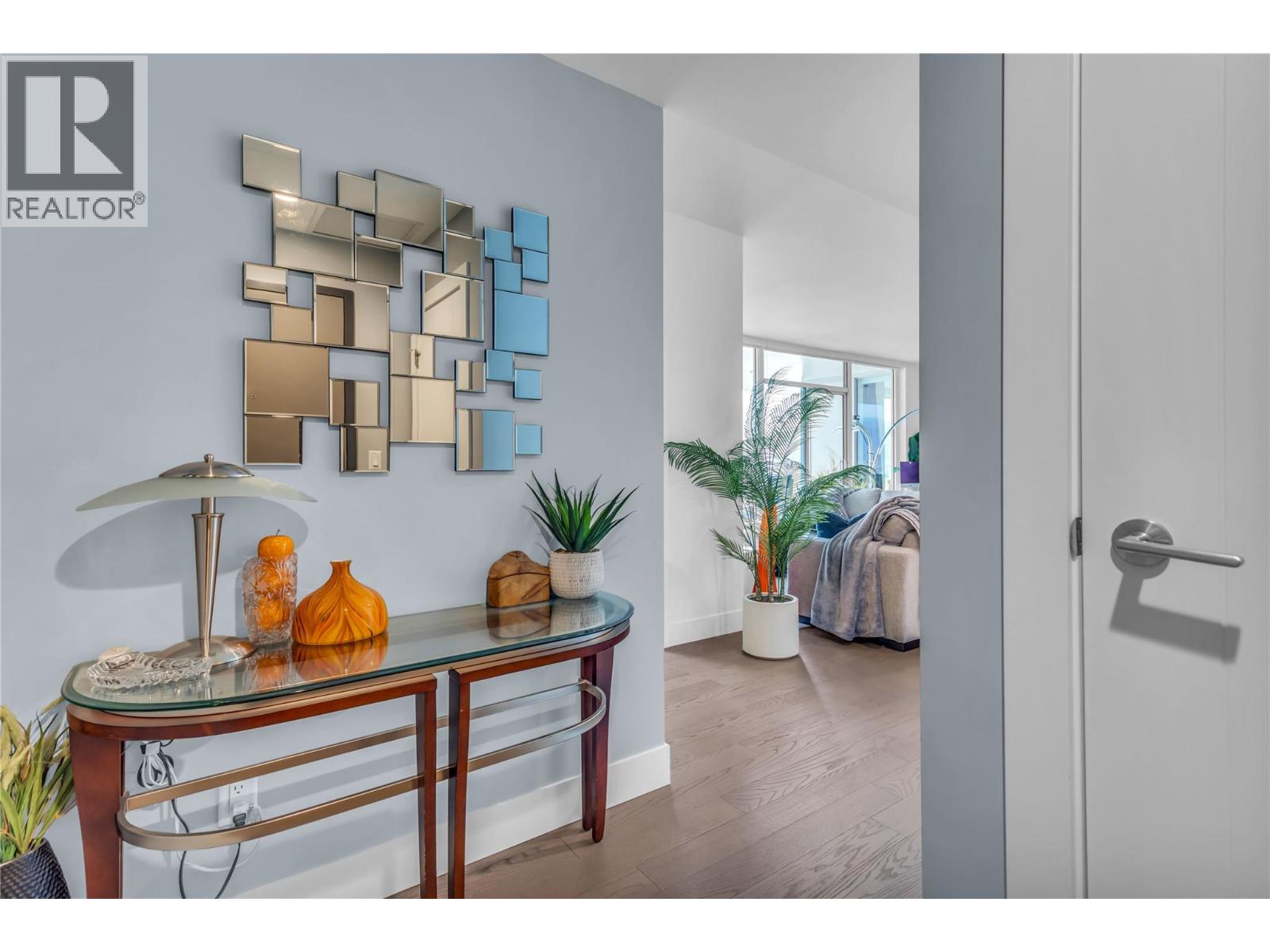 1181 Sunset Drive Unit# 2004, Kelowna