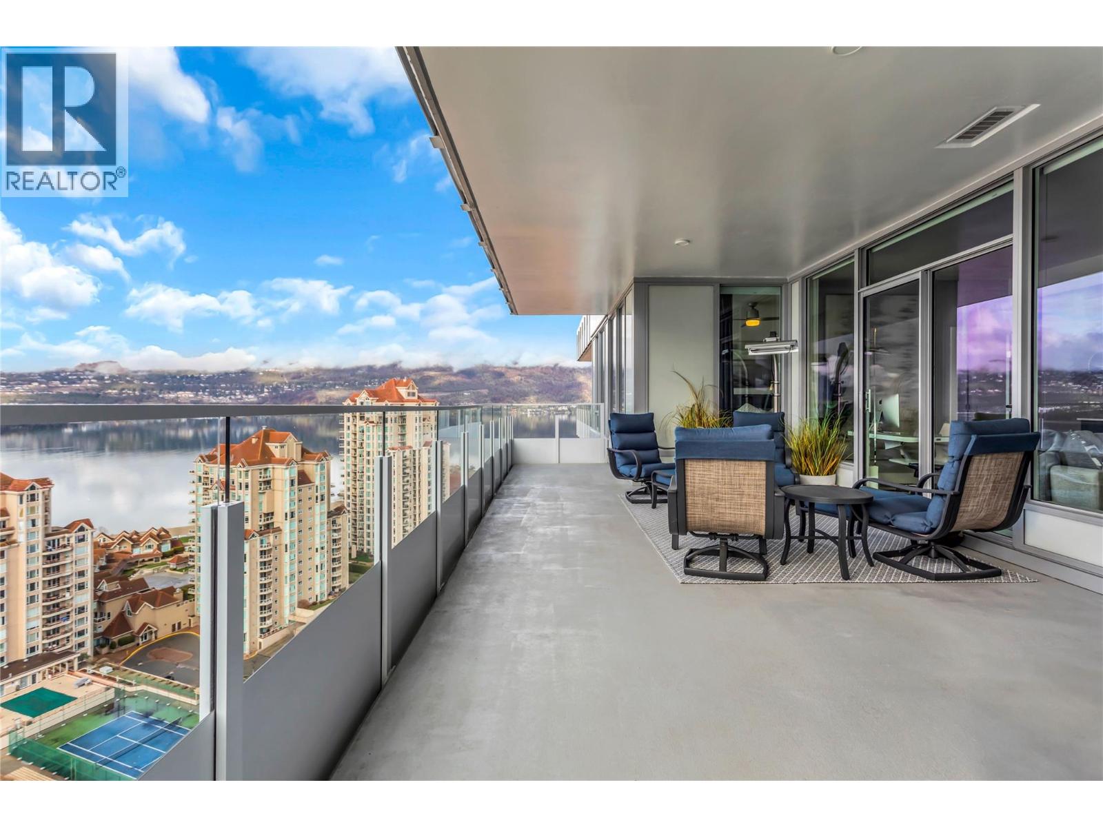 1181 Sunset Drive Unit# 2004, Kelowna