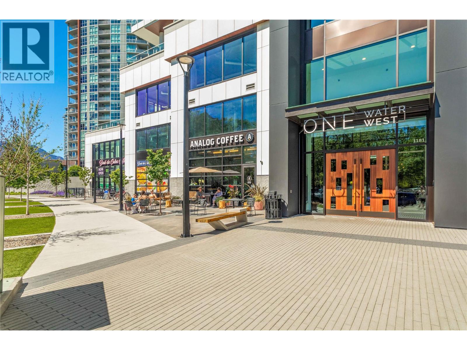 1181 Sunset Drive Unit# 2004, Kelowna