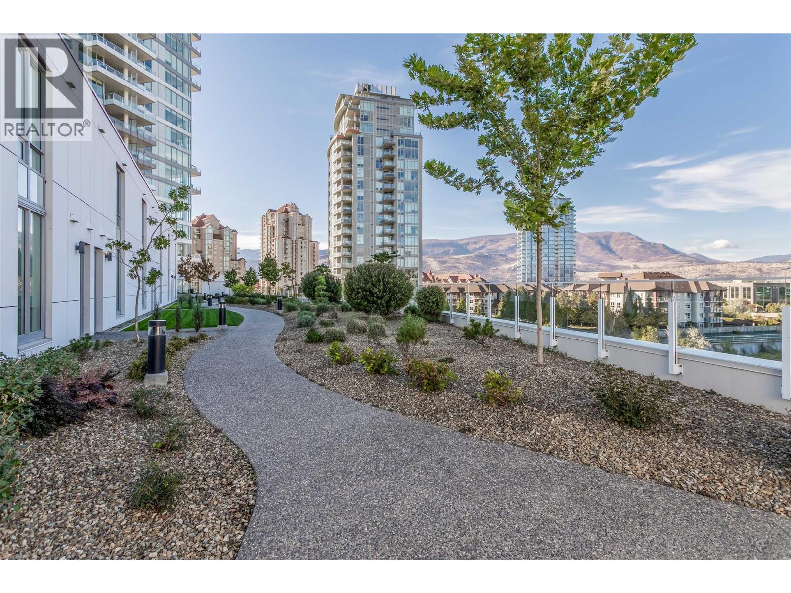 1181 Sunset Drive Unit# 2004, Kelowna