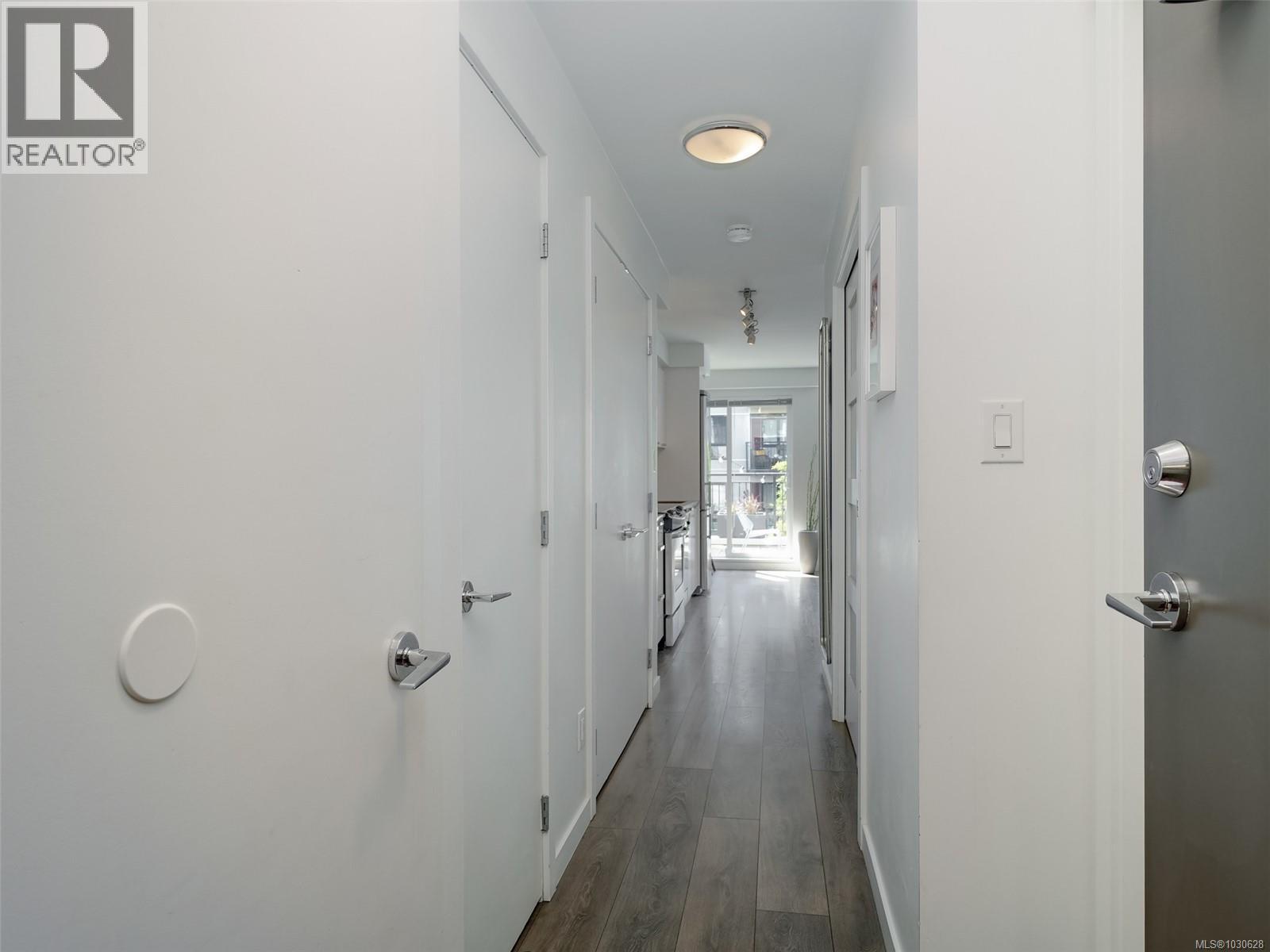 #215 517 FISGARD ST - 17