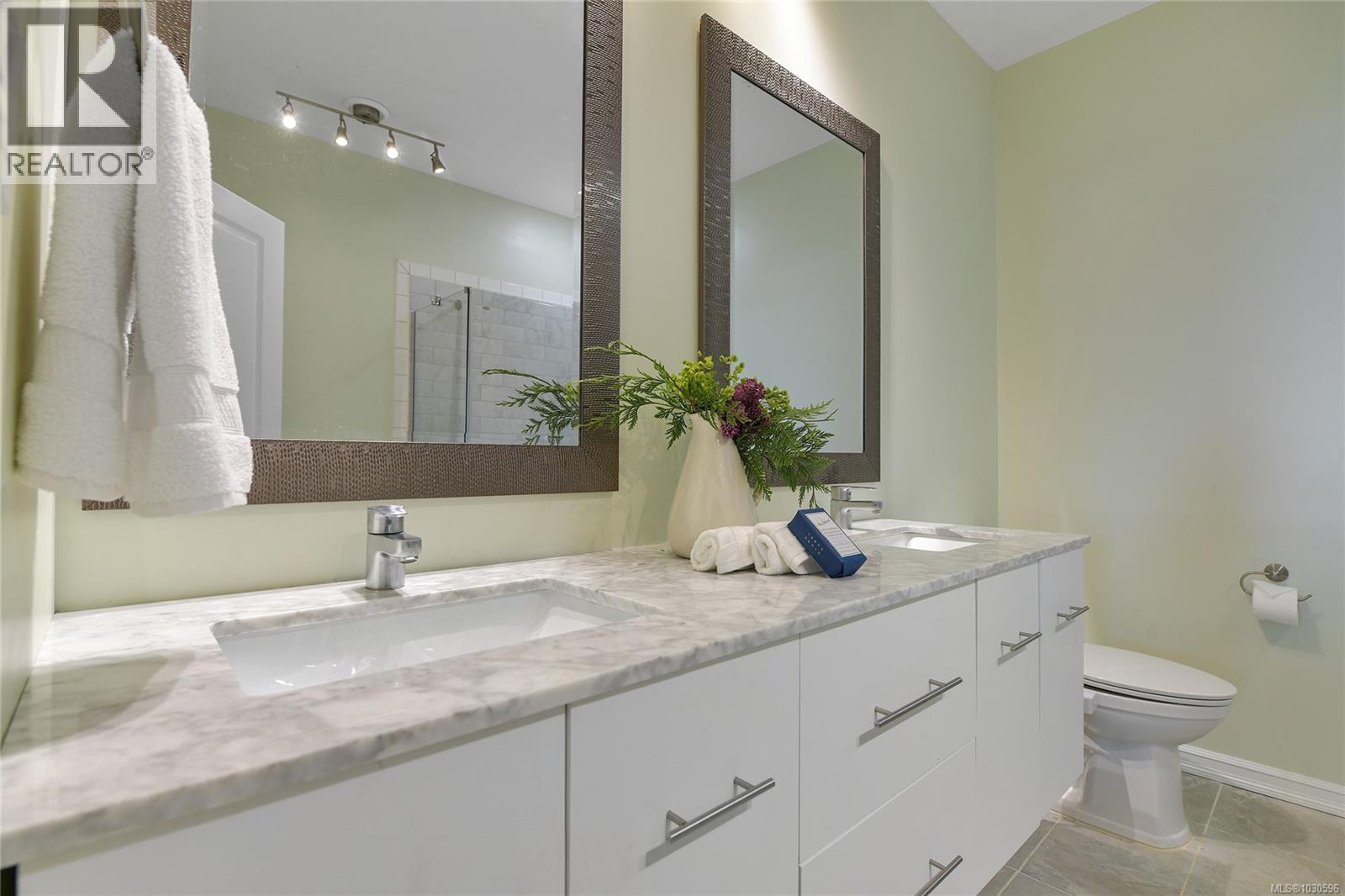 356 EAST WEST RD - 62