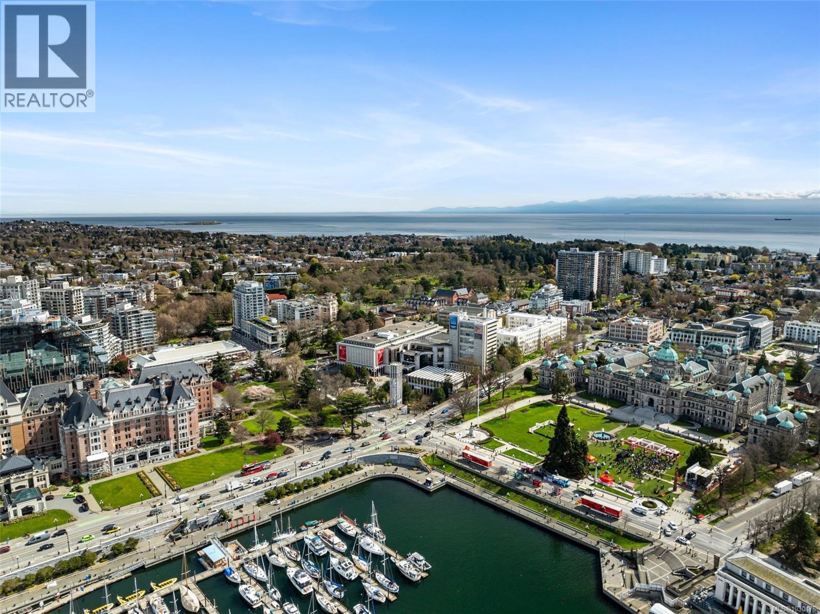 #1001 777 BELLEVILLE ST - 30