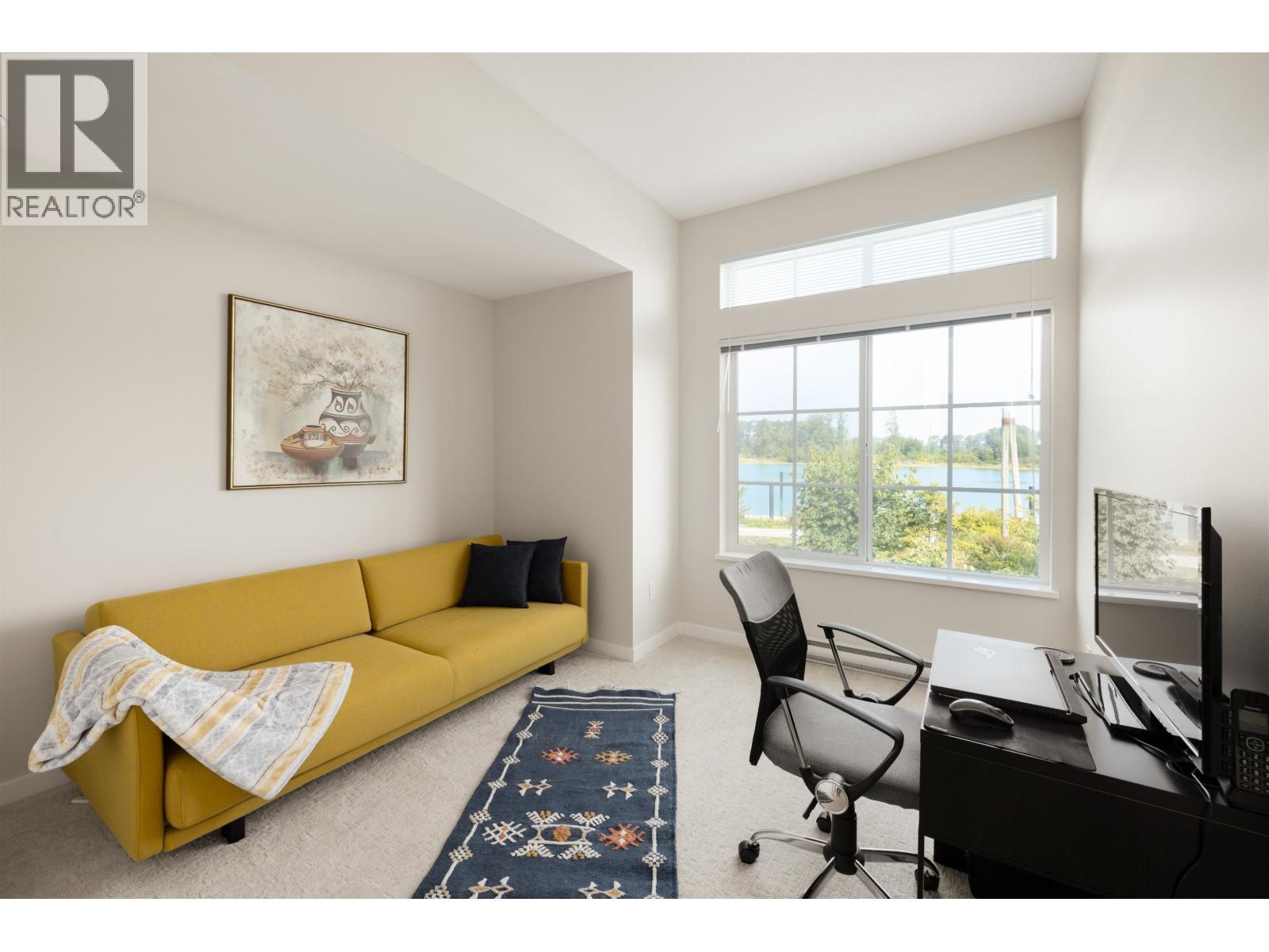 2 5551 ADMIRAL WAY, Delta