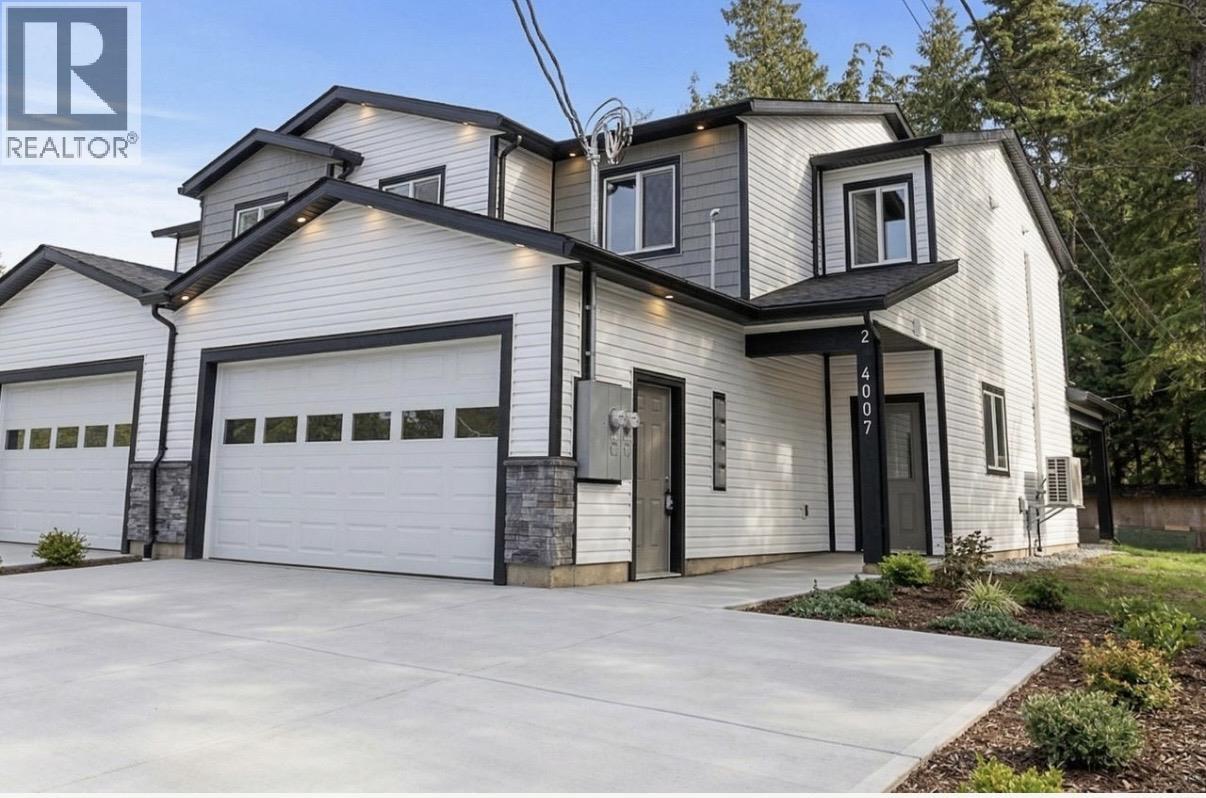 #2 4007 BENNER STREET - 1