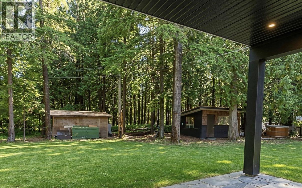 #2 4007 BENNER STREET - 23