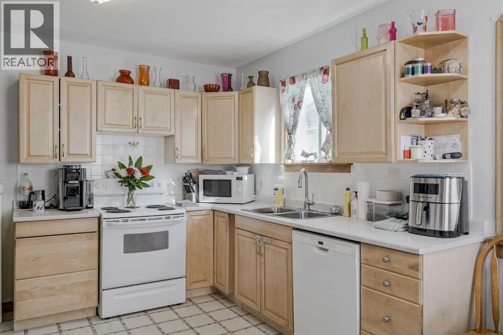 Single Family House Bungalow for Sale in   Avenue NW Capitol Hill Calgary 