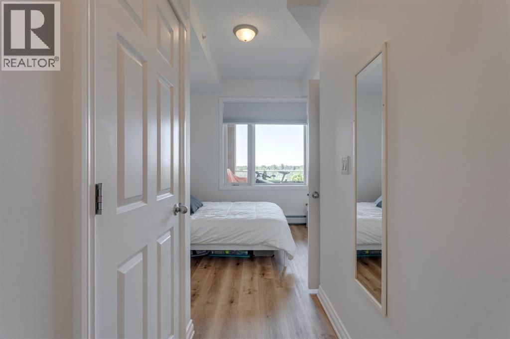 Single Family House for Sale in   Hemlock Crescent SW Spruce Cliff Calgary 