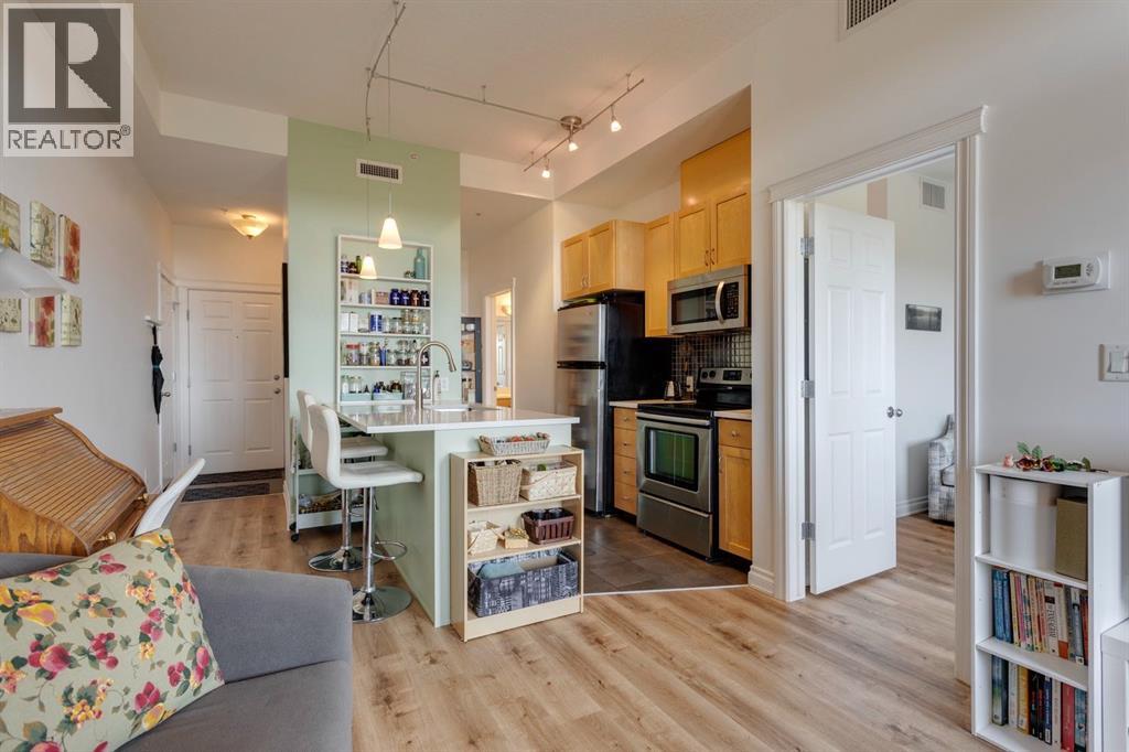 Single Family House for Sale in   Hemlock Crescent SW Spruce Cliff Calgary 