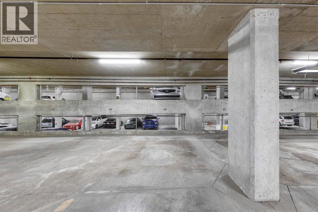 Single Family House for Sale in   Hemlock Crescent SW Spruce Cliff Calgary 