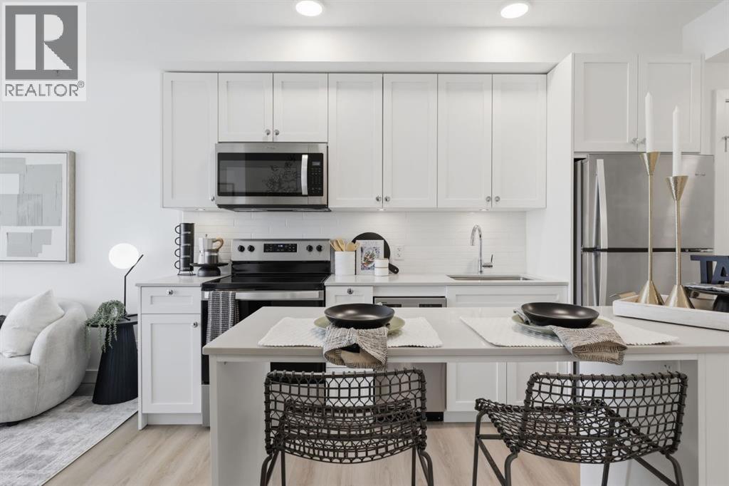 Single Family House for Sale in    Street NE Crescent Heights Calgary 