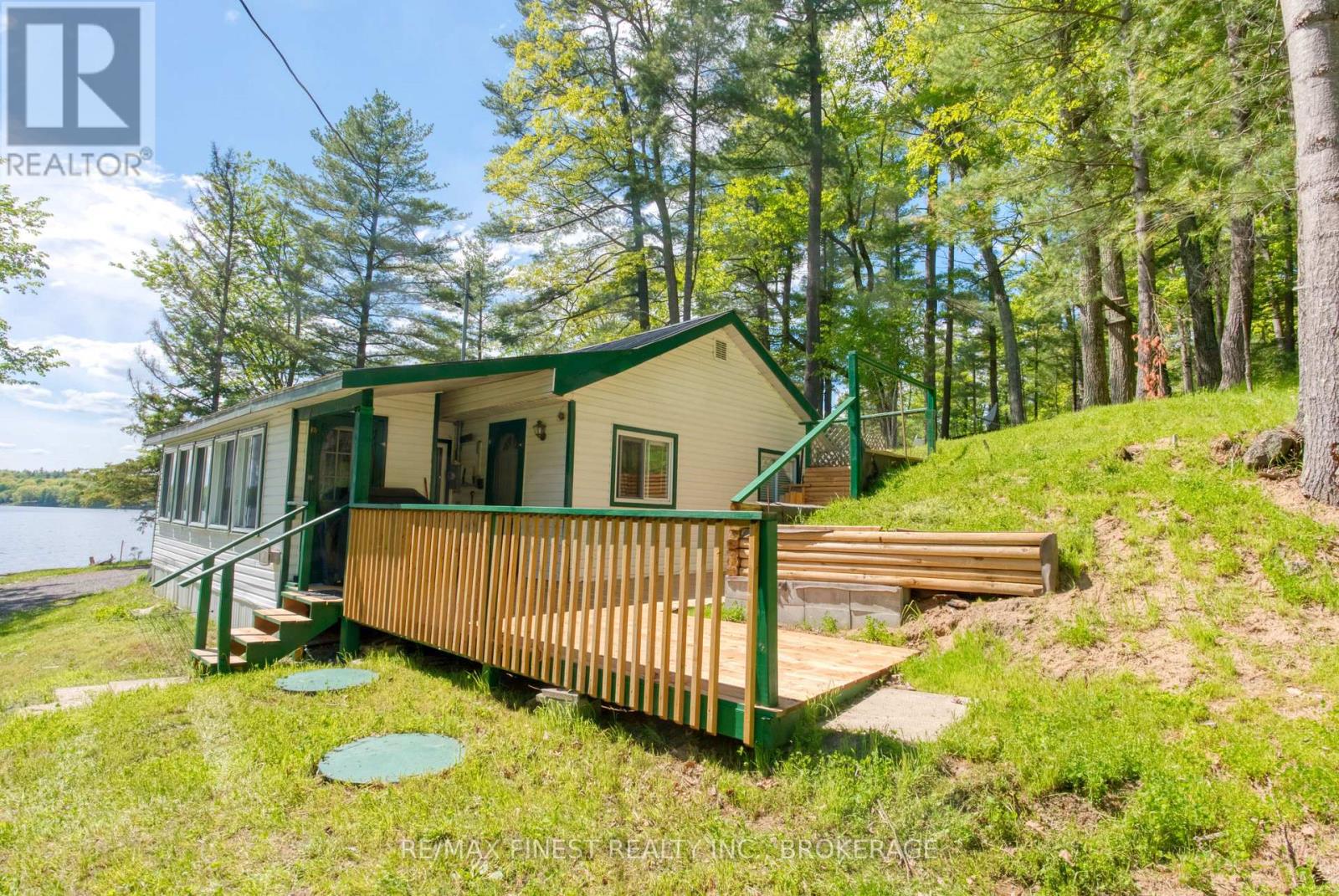 #21A 131 BOBS LAKE LANE - 37