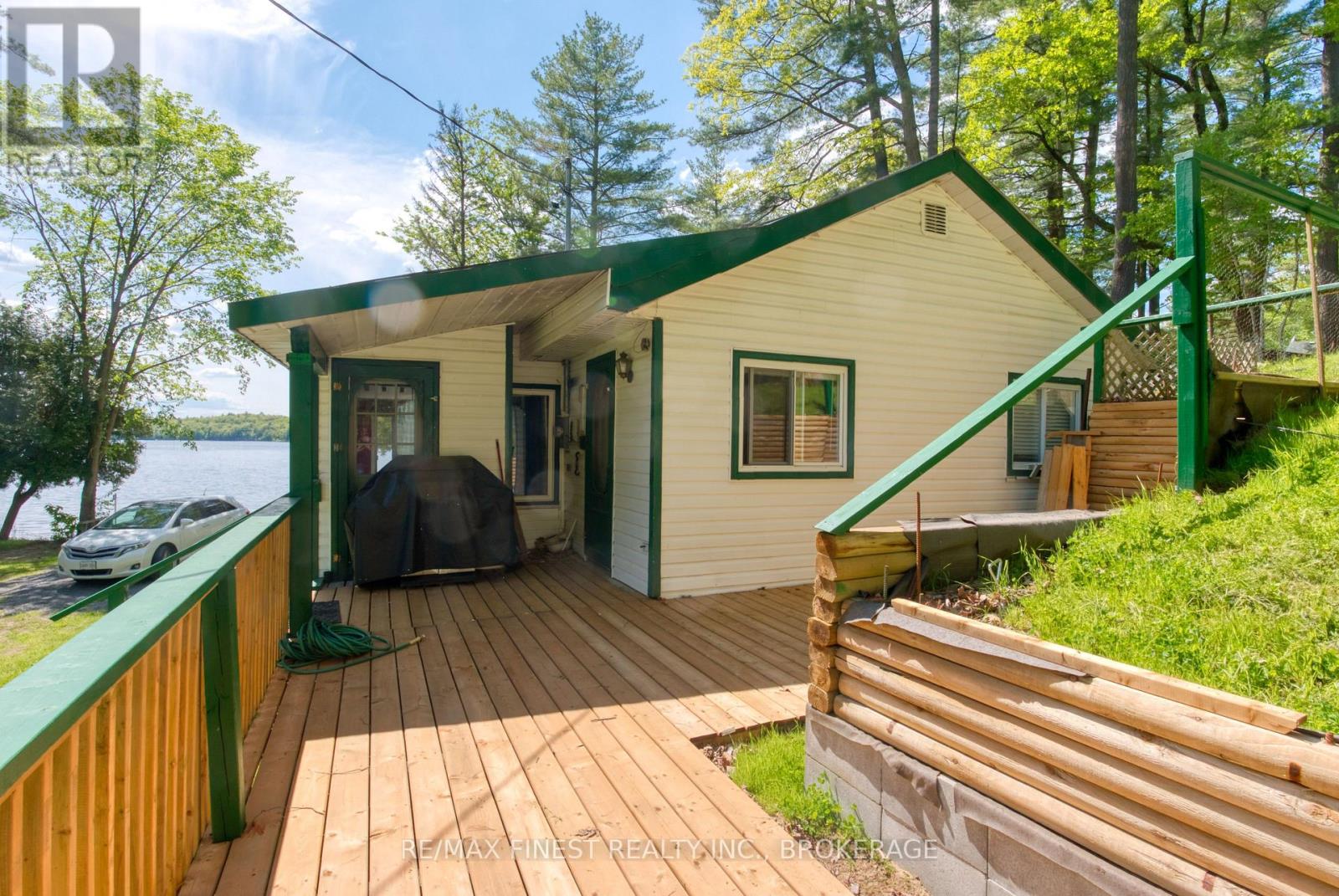 #21A 131 BOBS LAKE LANE - 38