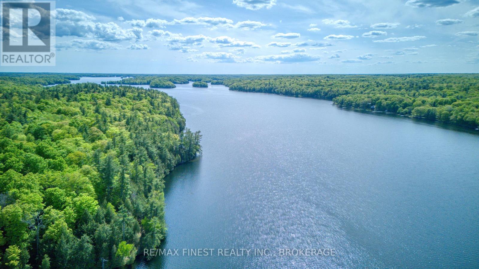 #21A 131 BOBS LAKE LANE - 44