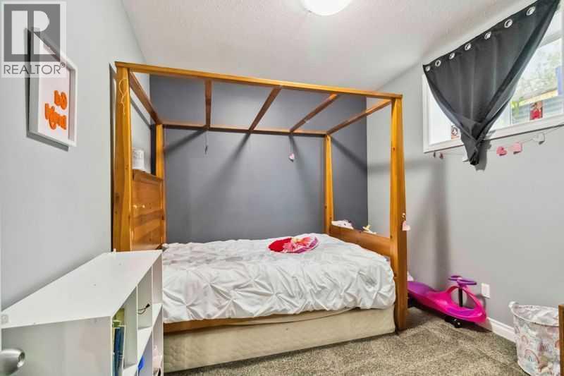 221 Ash Way, Fort McMurray