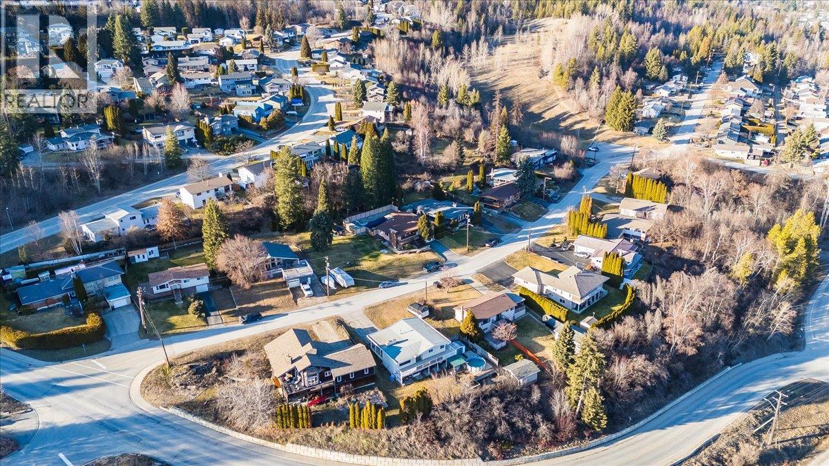 3613 9th Avenue, Castlegar