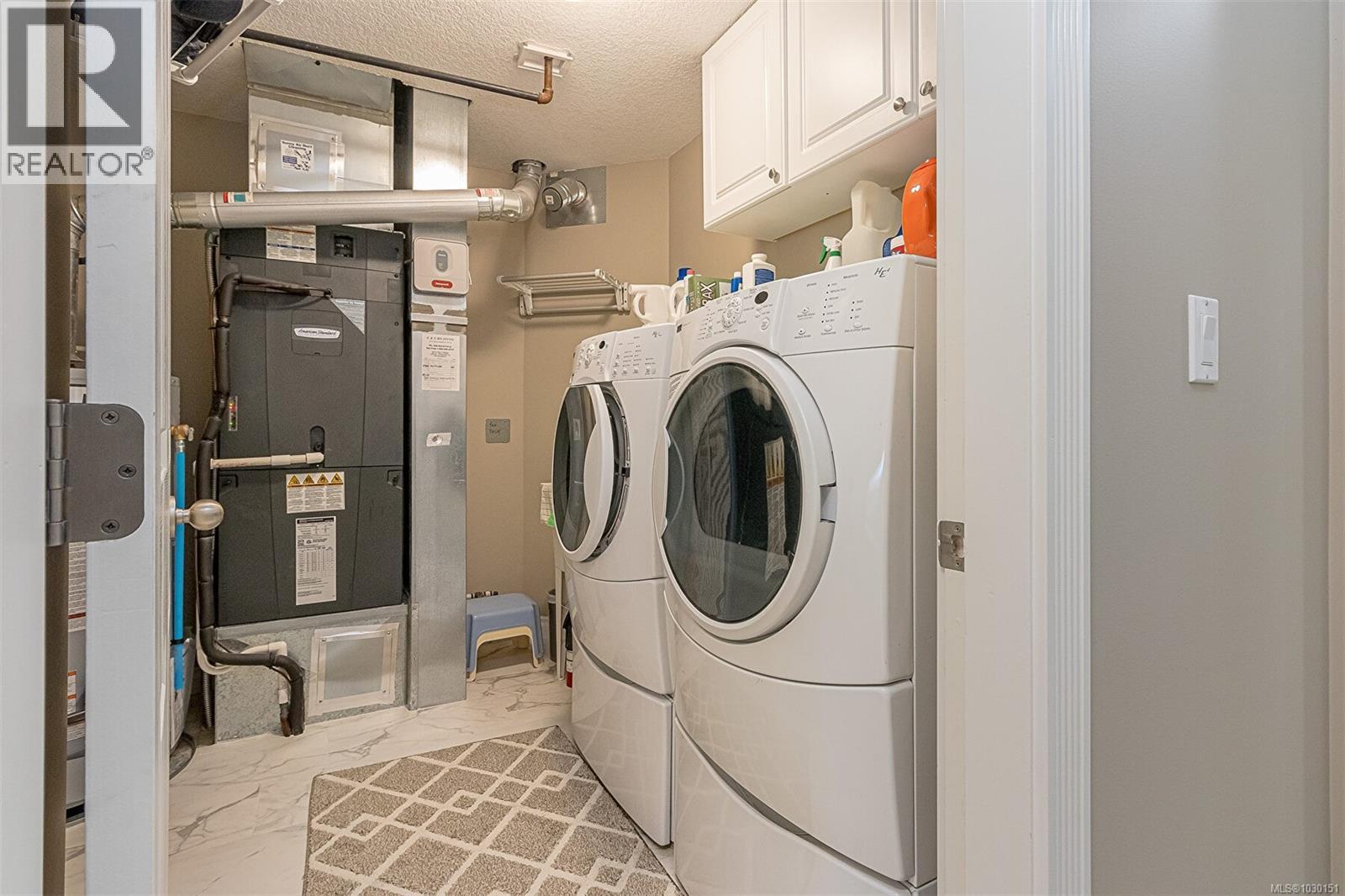 6509 KESTREL CRES - 47