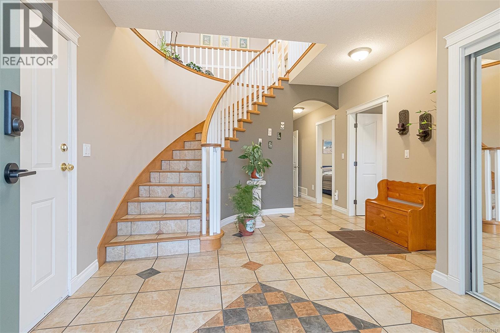 6509 KESTREL CRES - 49