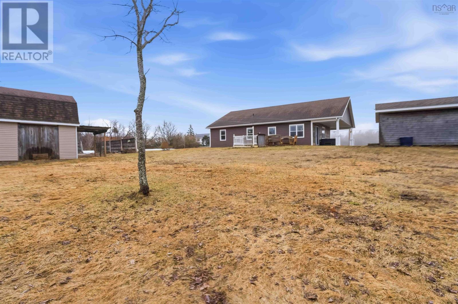 Property 22 of 42 of 1476 Highway 360