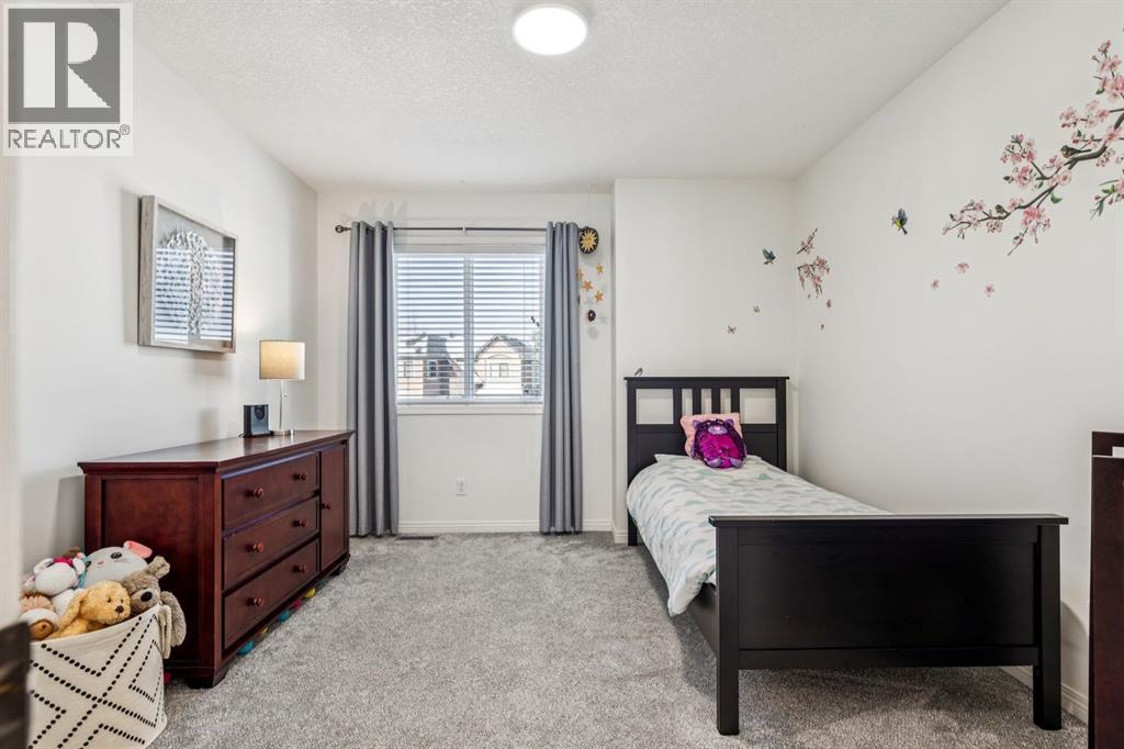 Single Family House for Sale in  Evercreek Bluffs Way SW Evergreen Calgary 