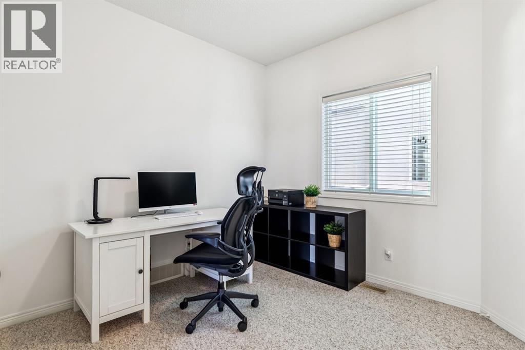 Single Family House for Sale in  Evercreek Bluffs Way SW Evergreen Calgary 