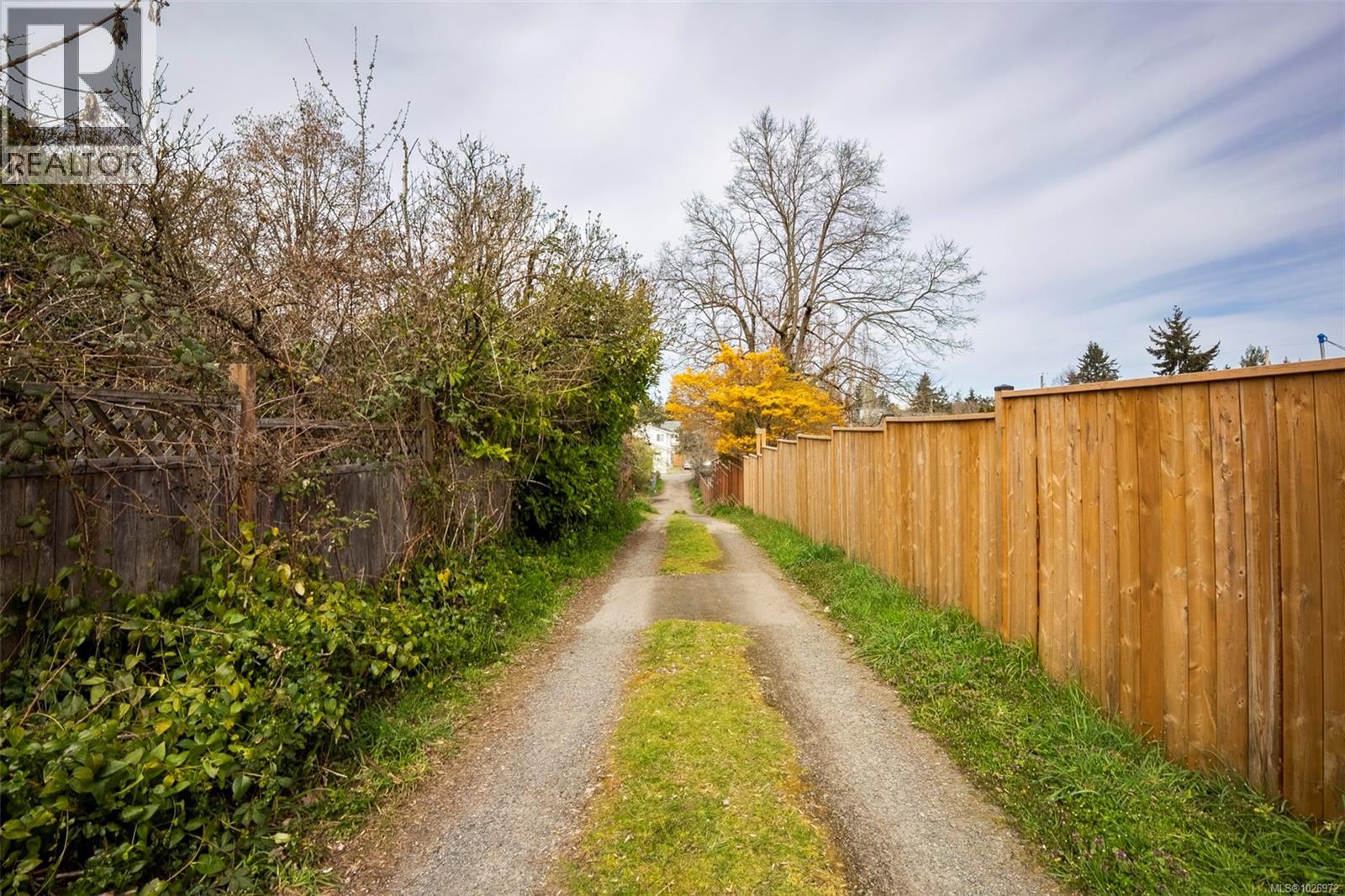 624 WINCHESTER AVE - 41