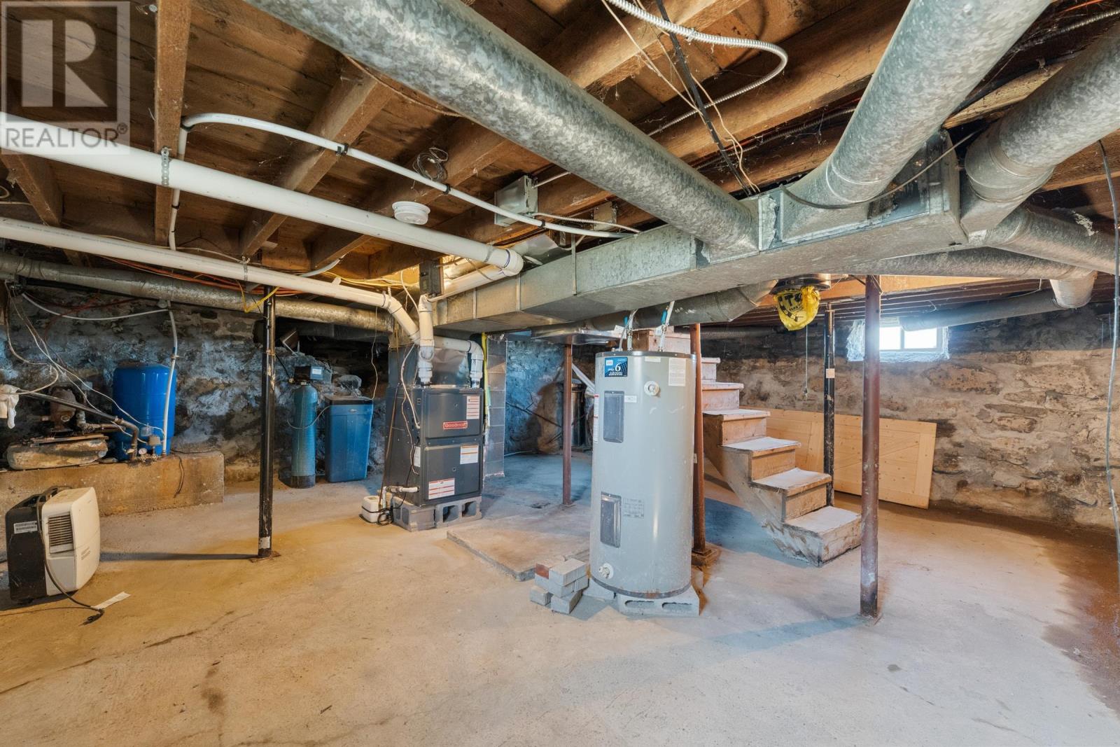 Property 27 of 30 of 5241 Highway 1