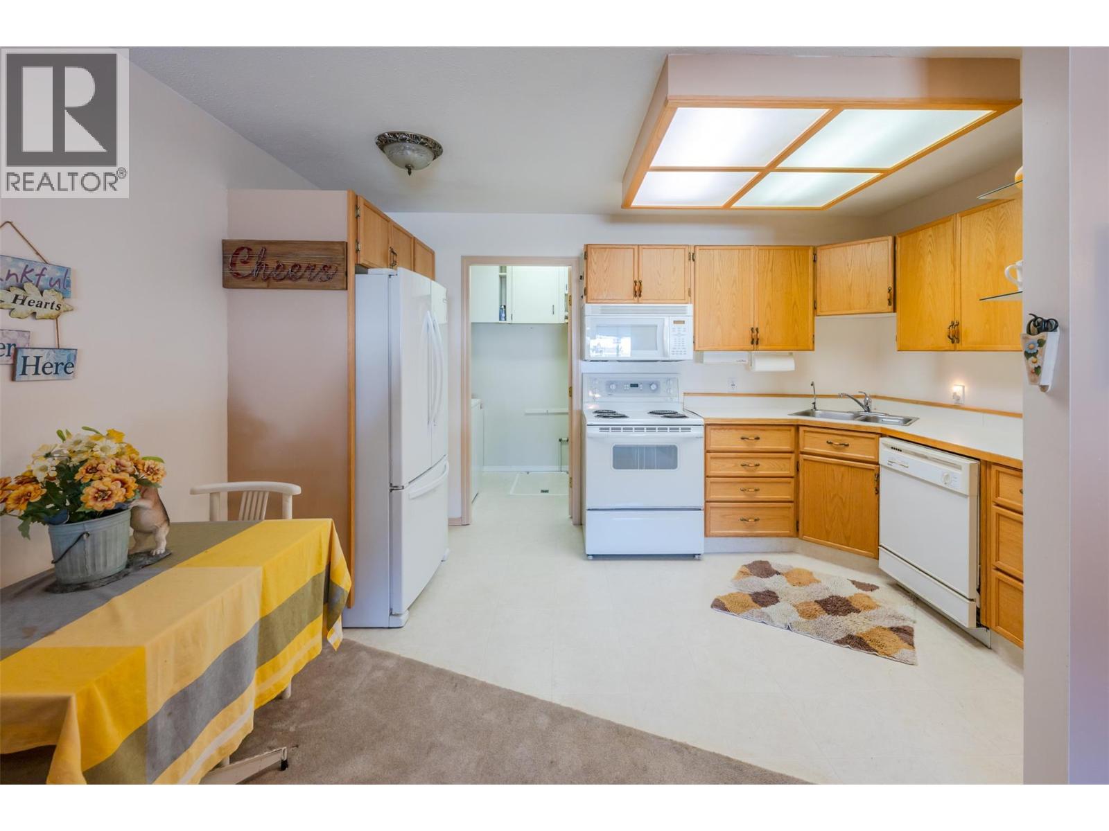 5862 AIRPORT Street Unit# 8, Oliver