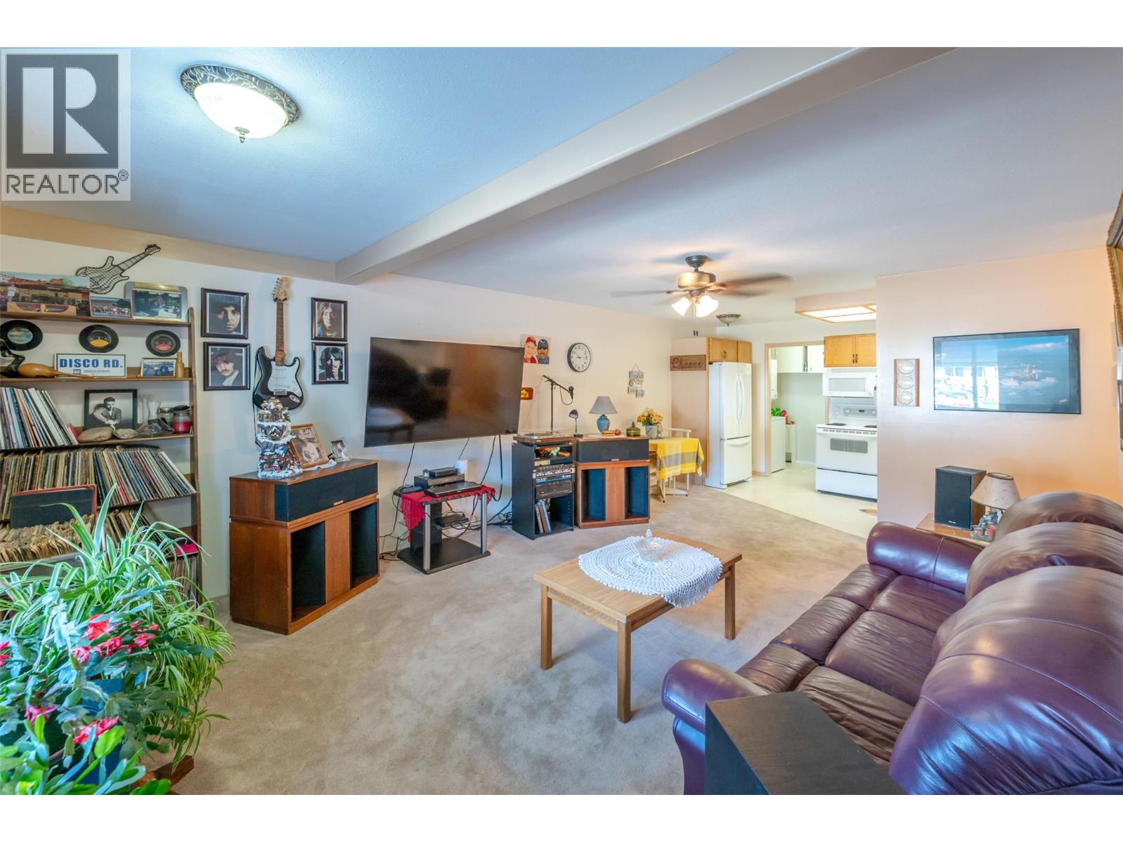 5862 AIRPORT Street Unit# 8, Oliver