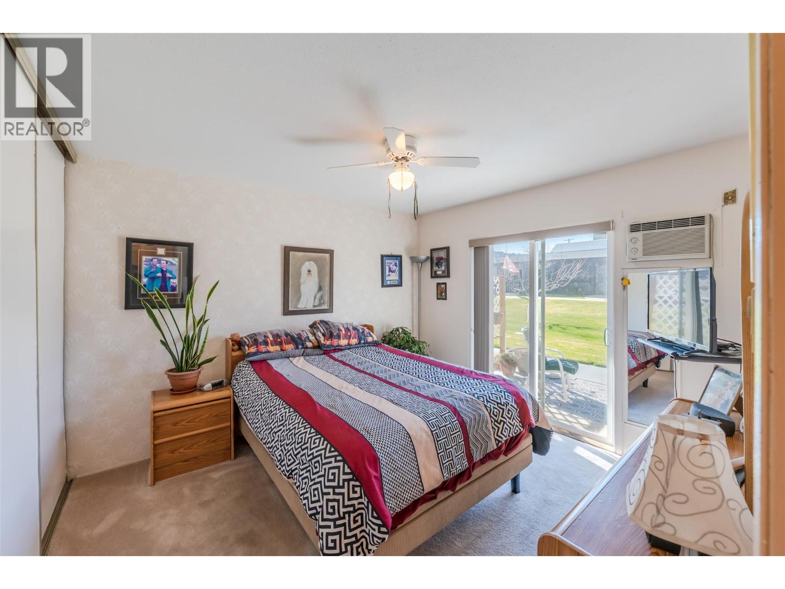 5862 AIRPORT Street Unit# 8, Oliver