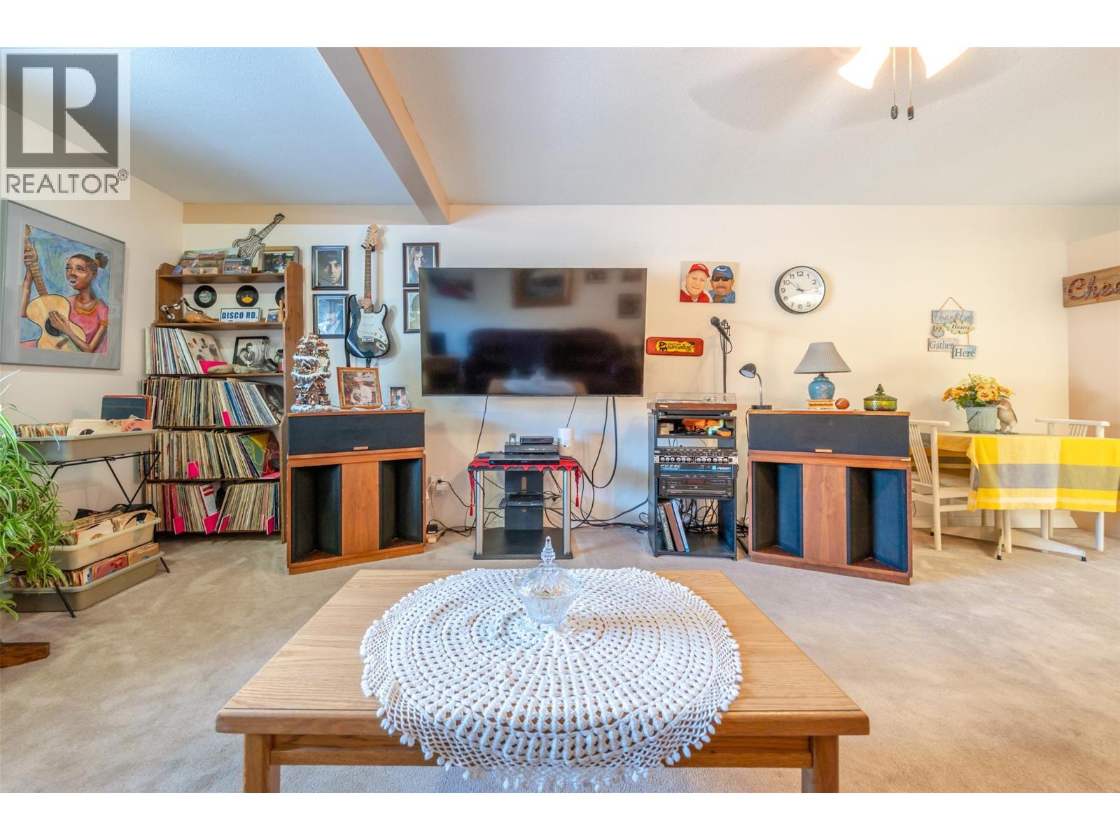 5862 AIRPORT Street Unit# 8, Oliver