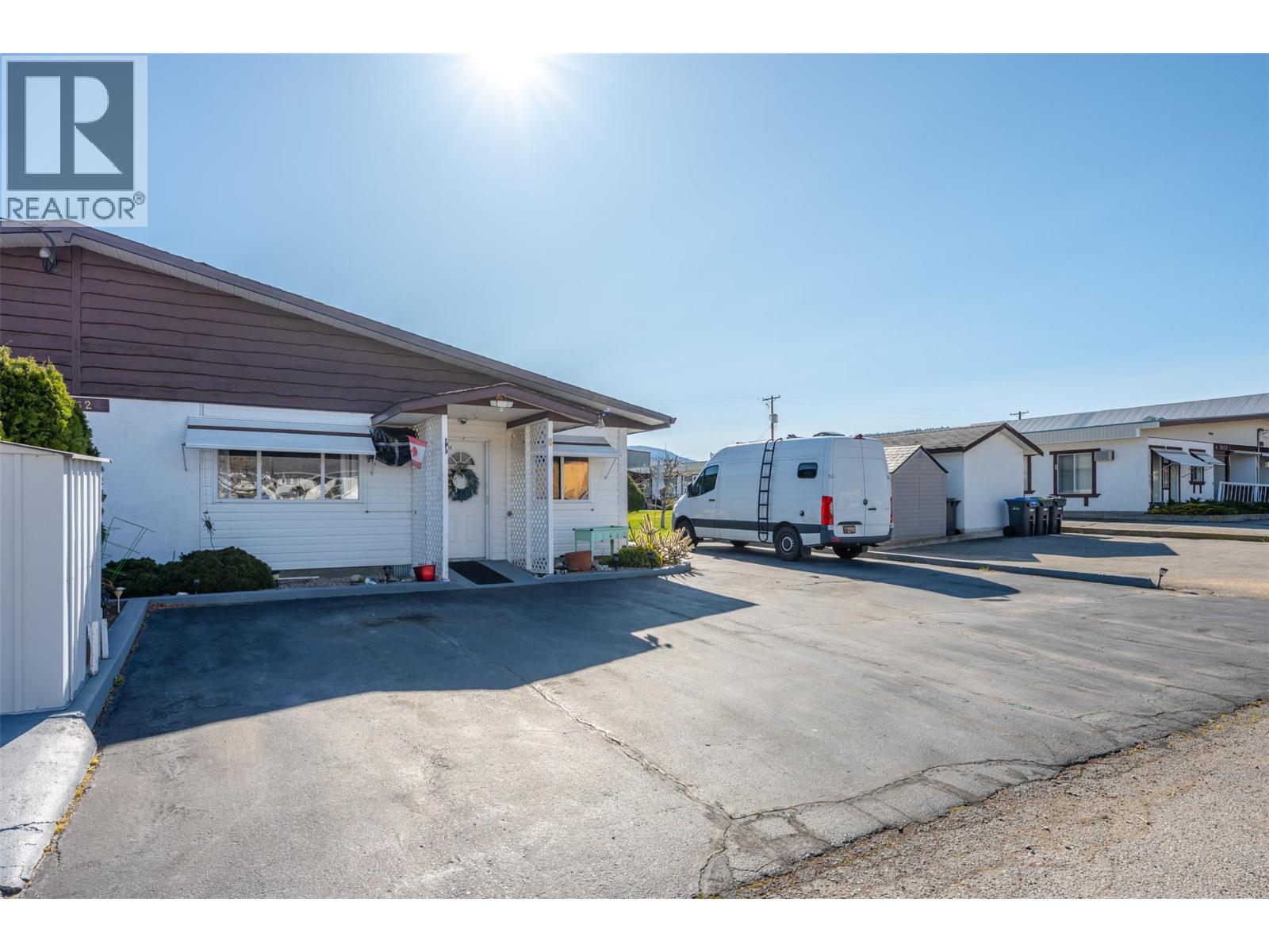#8 5862 AIRPORT Street - 30