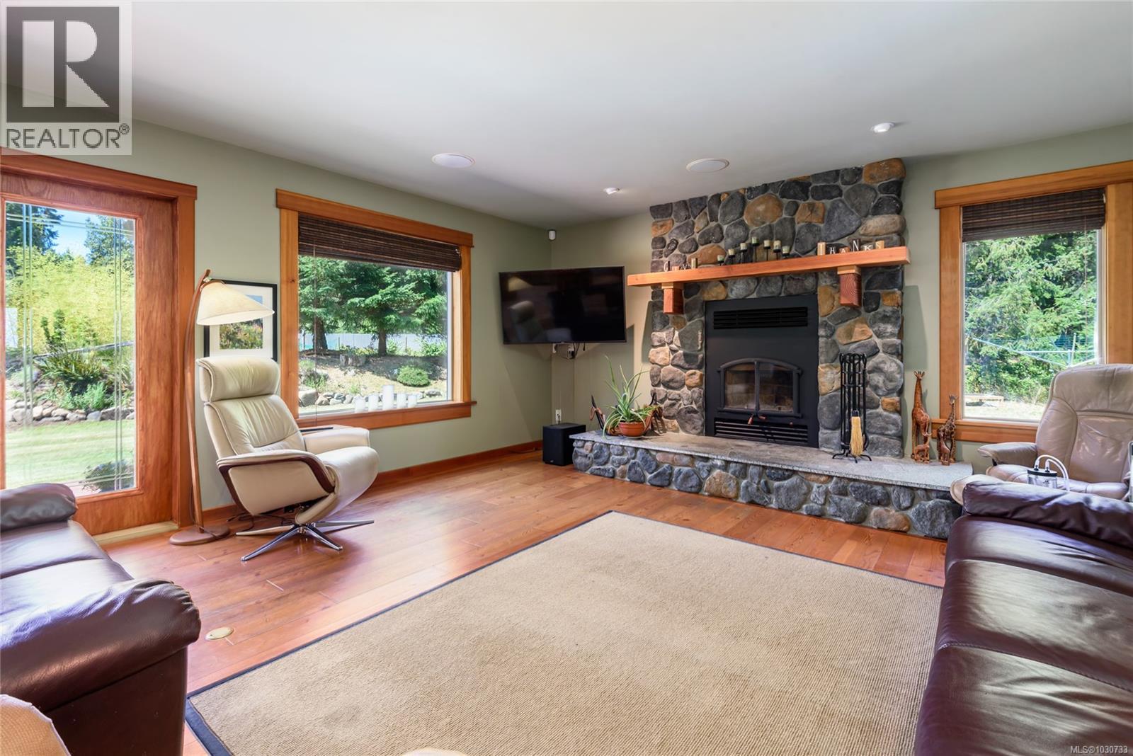 7455 Rodger Rd - 26