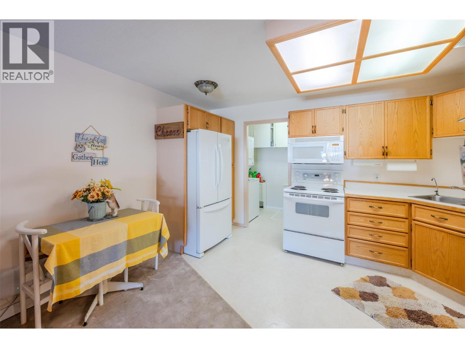 5862 AIRPORT Street Unit# 8, Oliver