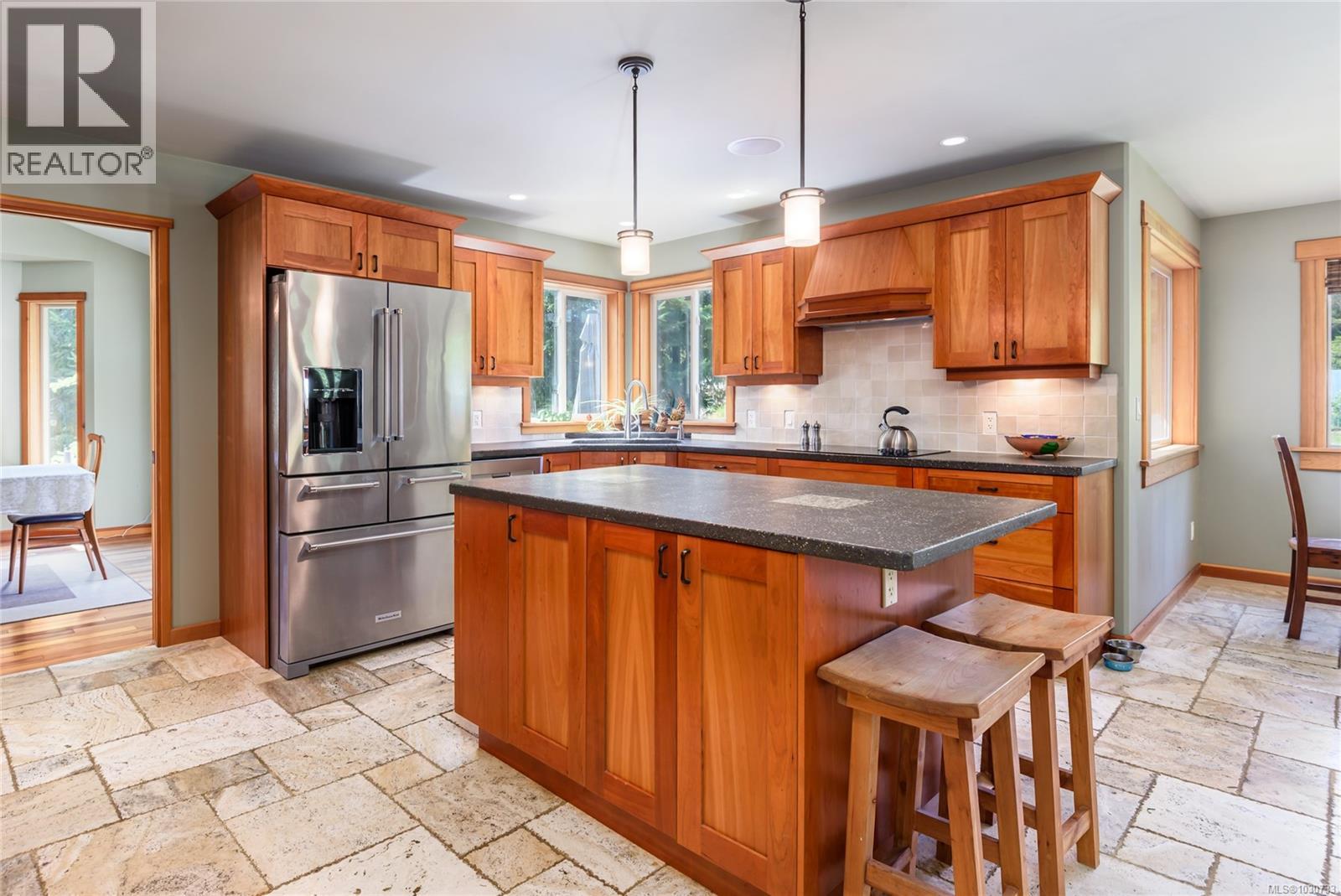 7455 Rodger Rd - 18