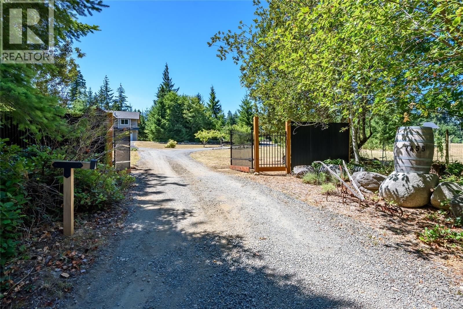 7455 Rodger Rd - 63
