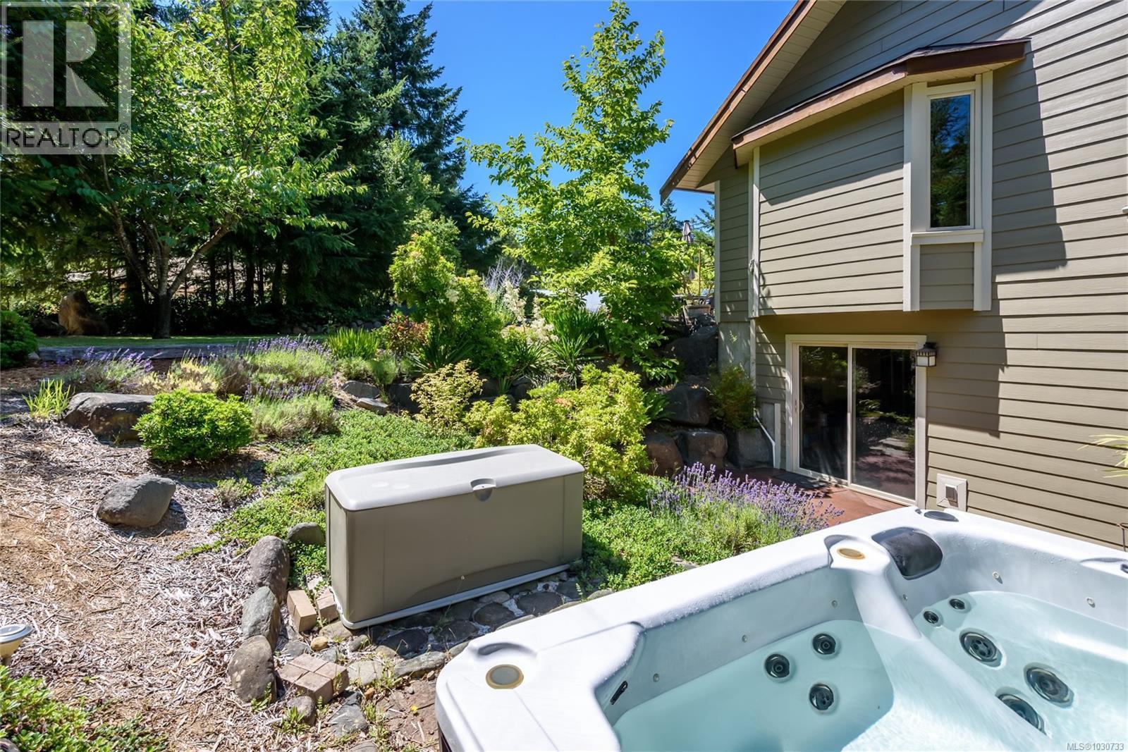 7455 Rodger Rd - 44