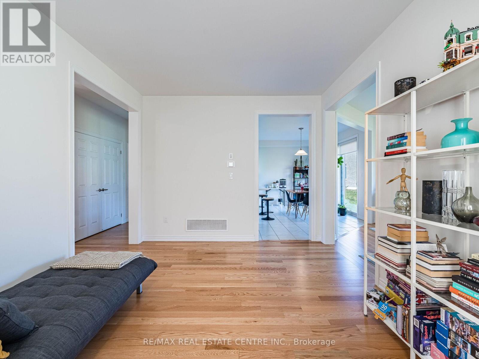 192 MIYAKO COURT - 13