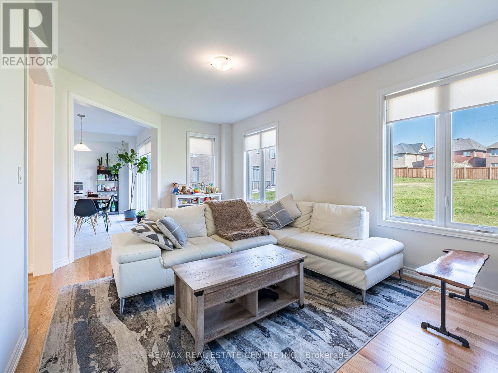 192 MIYAKO COURT - 16