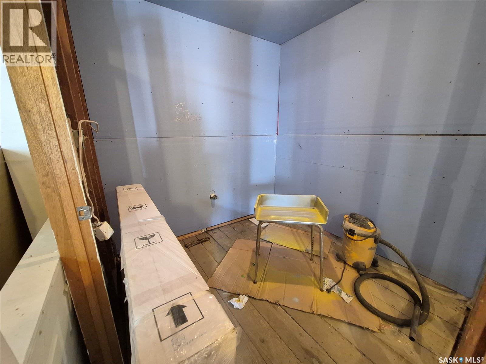 517 BECKWELL AVENUE - 10