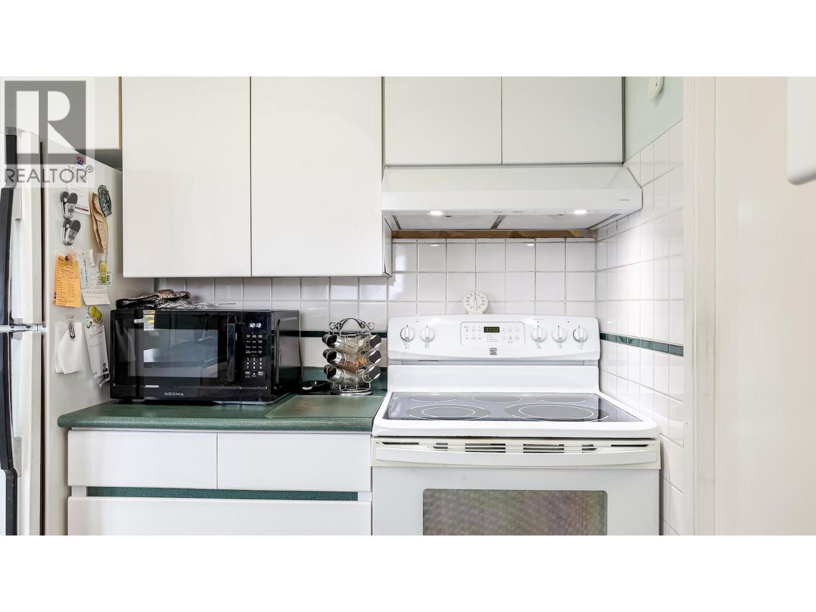 9680 SHELL Road, Richmond