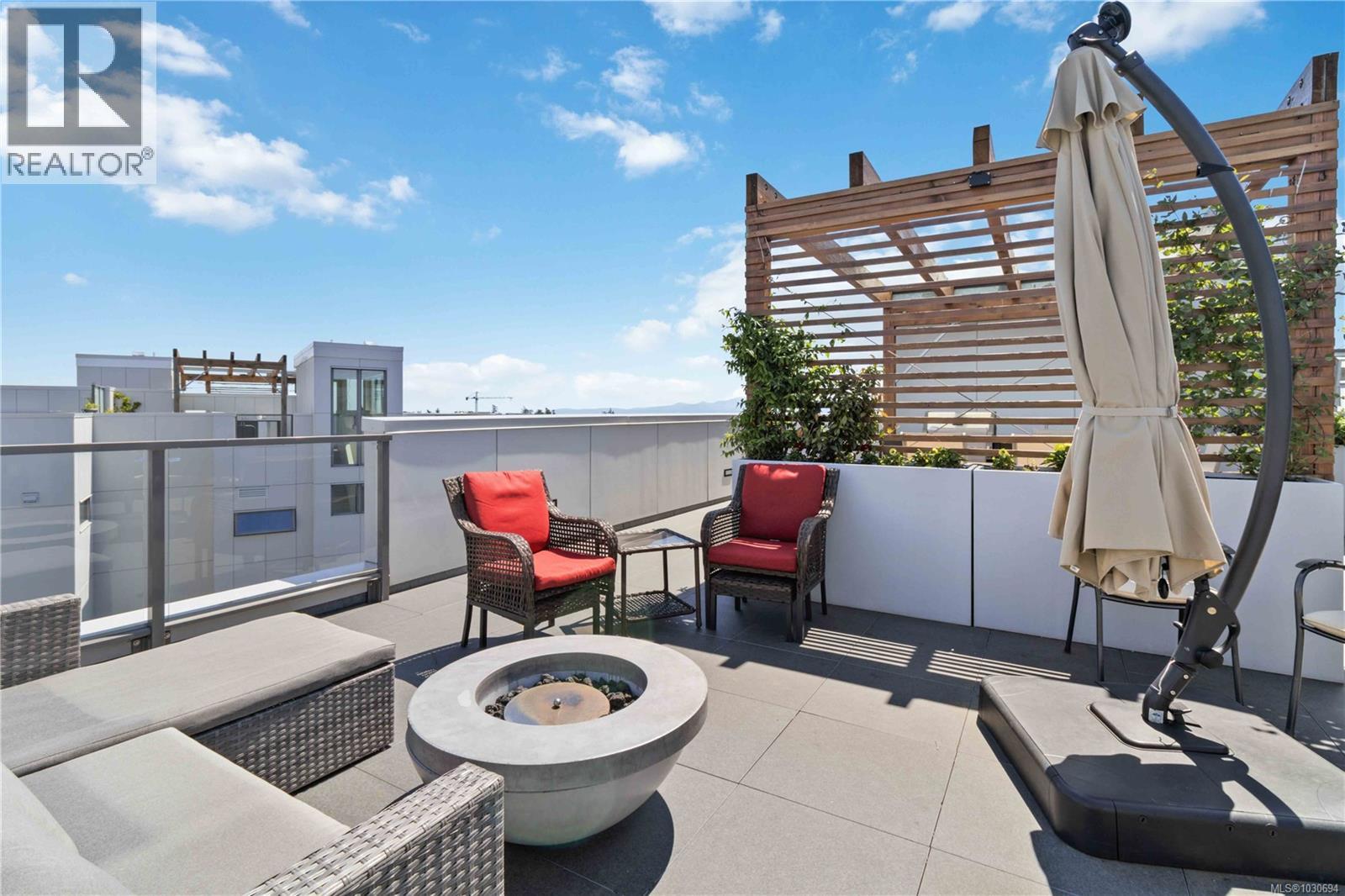 601 501 Park Pl, Esquimalt