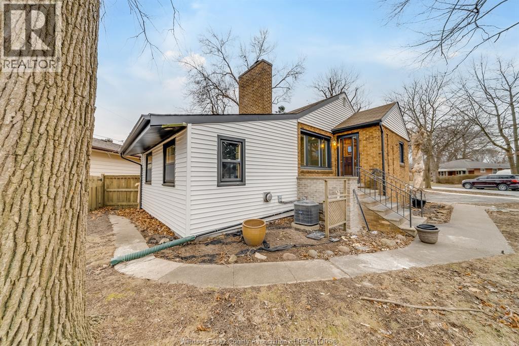 1114 EDWARD Unit# UPPER