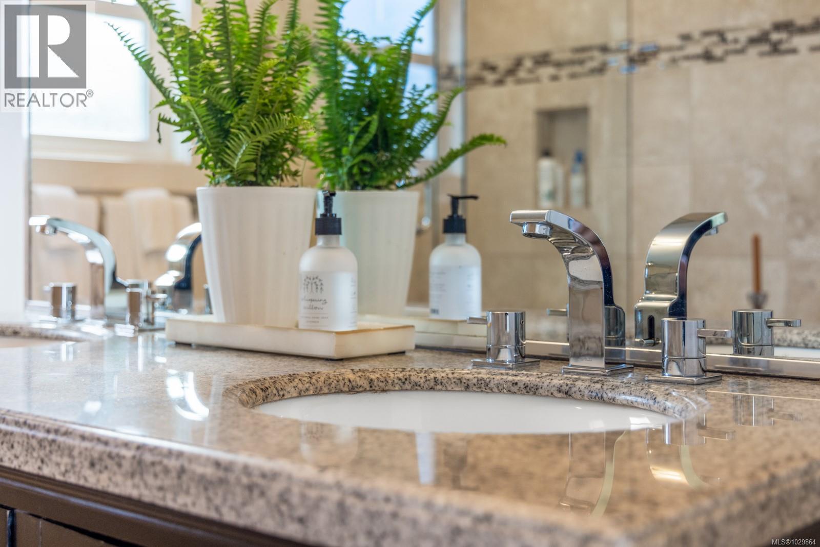 3223 SEDGWICK DR - 23