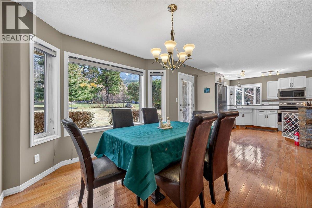 4885 Carnoustie Place, Fairmont Hot Springs