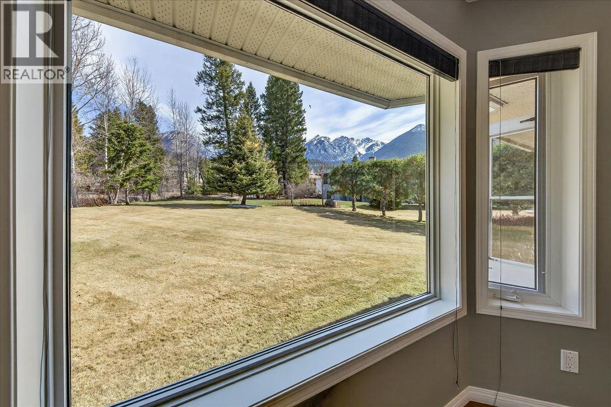 4885 Carnoustie Place, Fairmont Hot Springs