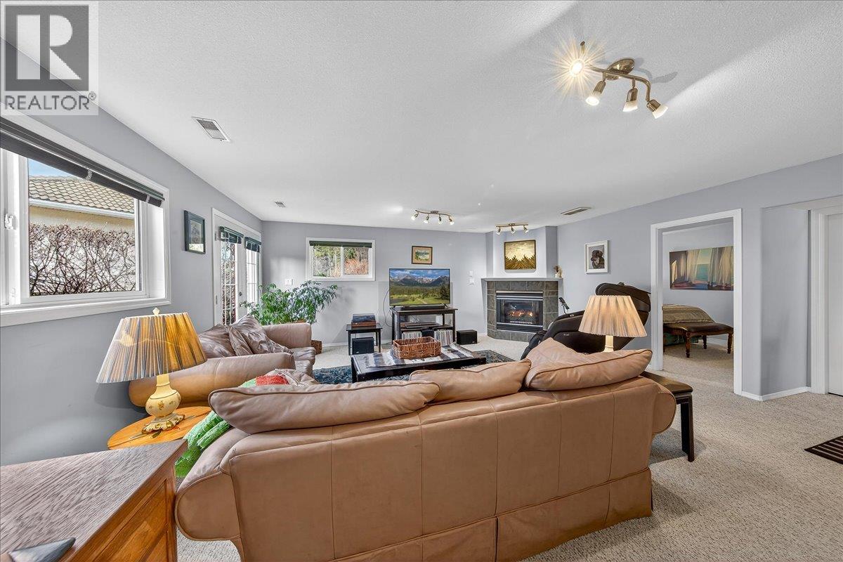 4885 Carnoustie Place, Fairmont Hot Springs